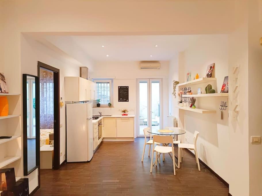 Splendido Alloggio Con Cortile Privato
